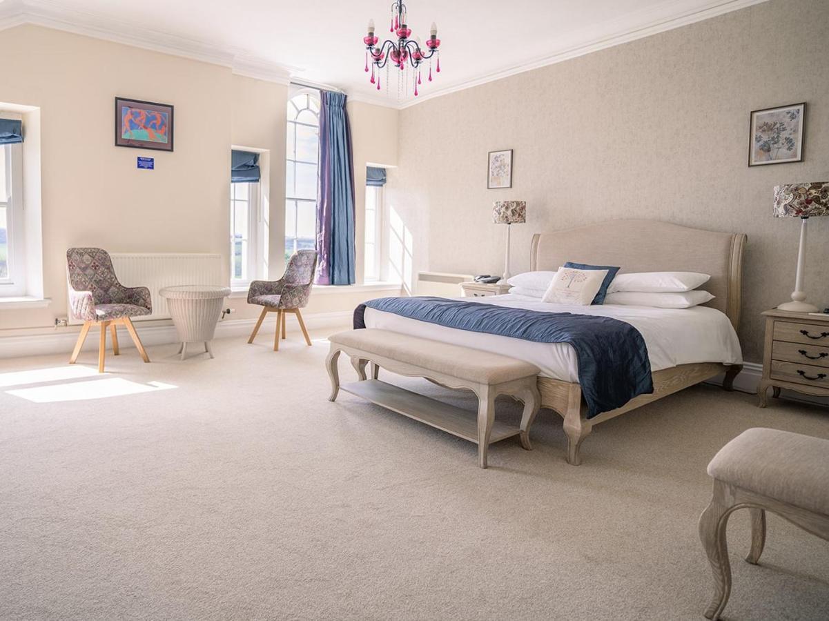 Court Colman Manor Guest House Bridgend  Ngoại thất bức ảnh