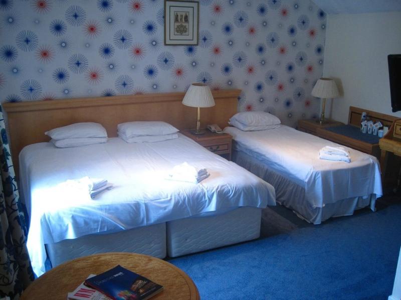 Court Colman Manor Guest House Bridgend  Ngoại thất bức ảnh
